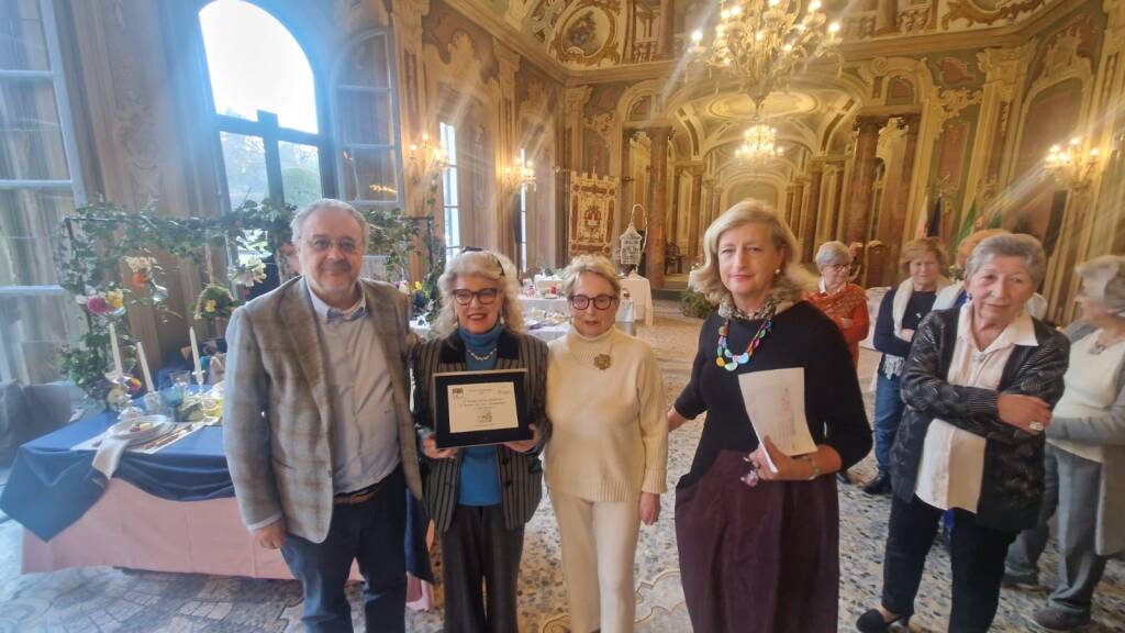Le vincitrici del contest di Varese Alzheimer per la più bella tavola