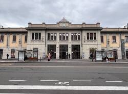 monumento impacchettato urban solid busto arsizio stazione fs