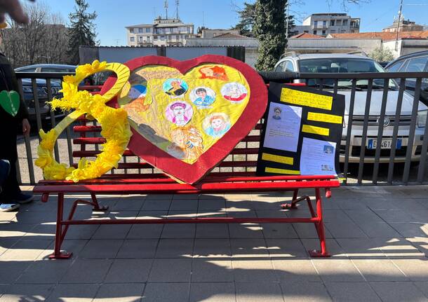 Panchina rossa gallarate
