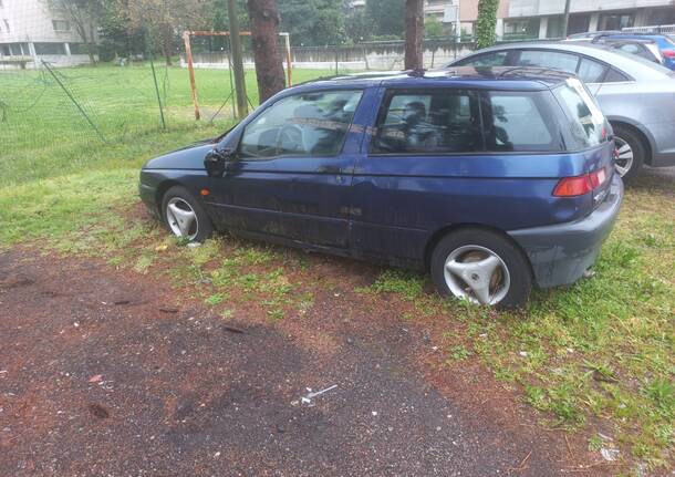 auto abbandonate gallarate