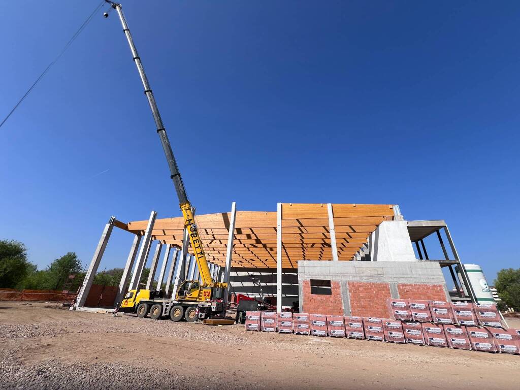 cantiere palaginnastica busto arsizio aprile 2025