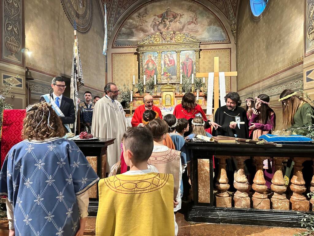 Cerimonia d'investitura della reggenza, contrada Sant'Erasmo