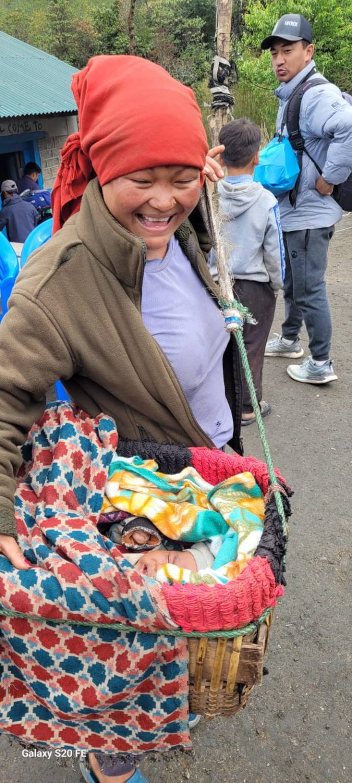 Diario Nepalese 2025 - Terza tappa: Sherpa, danze e spaghetti