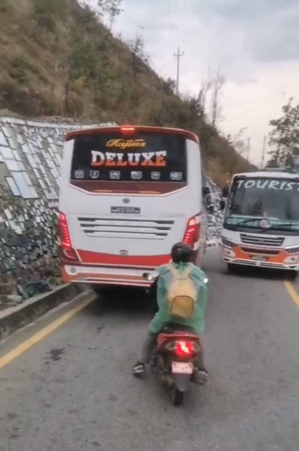 Diario nepalese 2025 - Tredicesima tappa: Dal silenzio delle montagne al traffico di Kathmandu