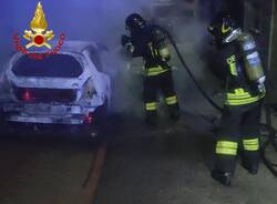 incendio auto cuasso al monte