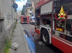 Incendio in edificio abbandonato in viale dei Mille a Busto arsizio - 25 aprile 2025