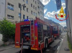 Incendio in edificio abbandonato in viale dei Mille a Busto arsizio - 25 aprile 2025