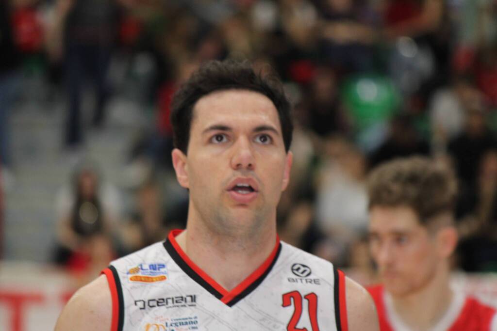 La sfida tra Legnano Basket e Costa Imola - Foto di Alessandro Bernasconi