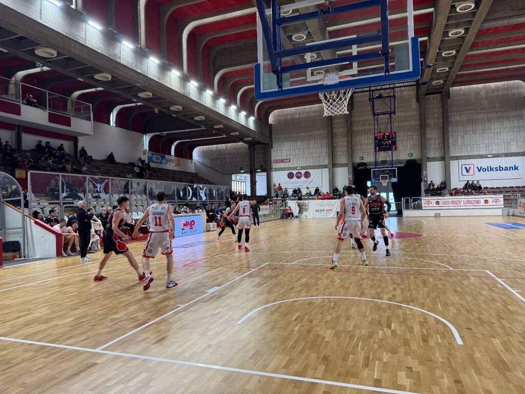 La sfida tra Legnano Basket e Vicenza alla vigilia di Pasqua 