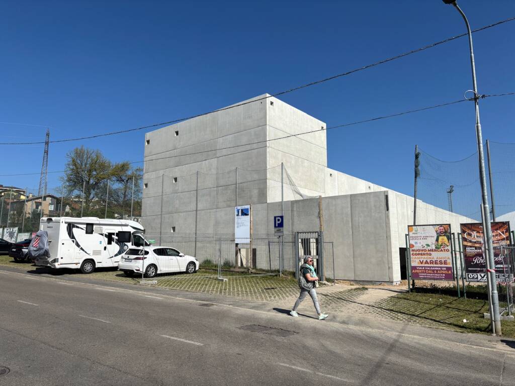 Nel cantiere del poli didattico - sportivo di San Fermo