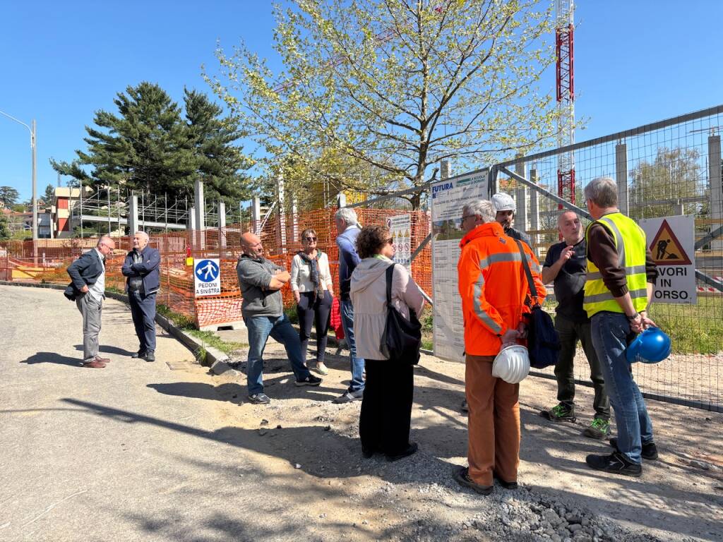 Nel cantiere del poli didattico - sportivo di San Fermo