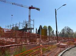 Nel cantiere del poli didattico - sportivo di San Fermo