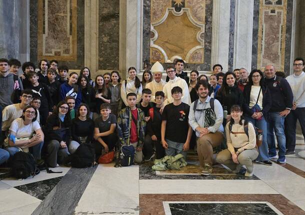 Oratori e fedeli dell’Alto Milanese al funerale del Papa