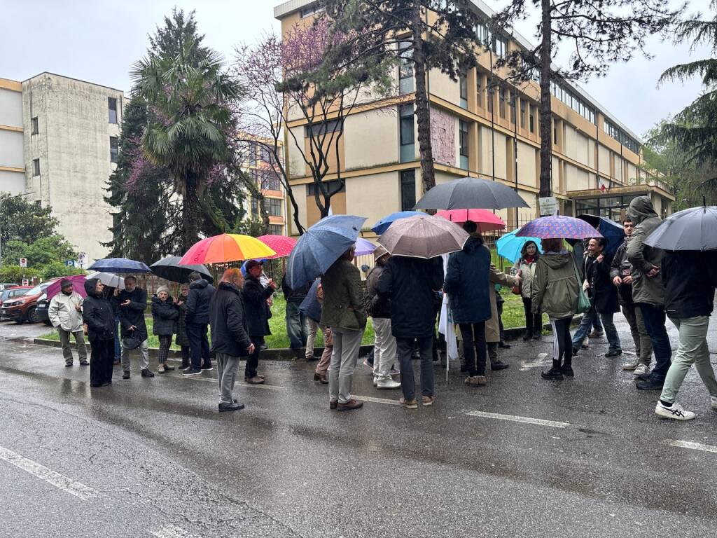 Presidio Movimento 5 stelle al Daverio Casula Nervi
