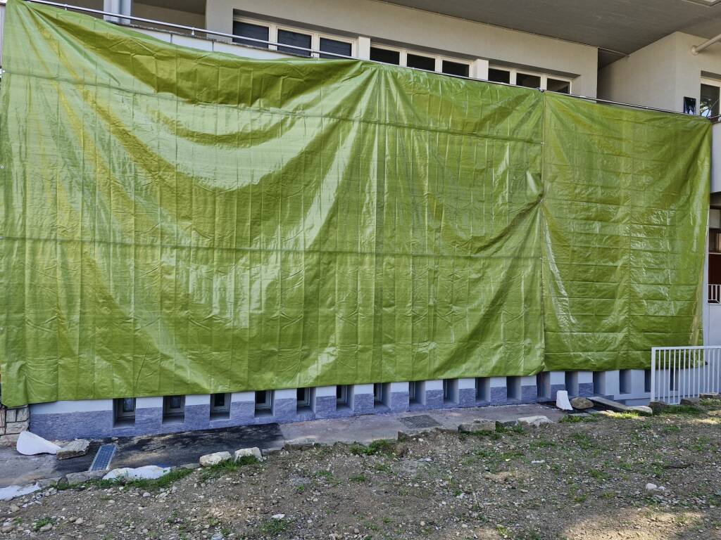 Taglio del nastro a Parabiago per il nuovo murale di Cheone ispirato al manga One Piece