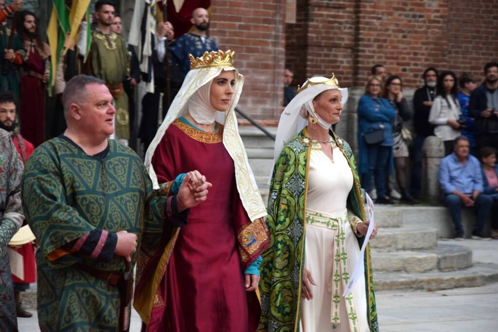Traslazione Croce Palio di Legnao 2025