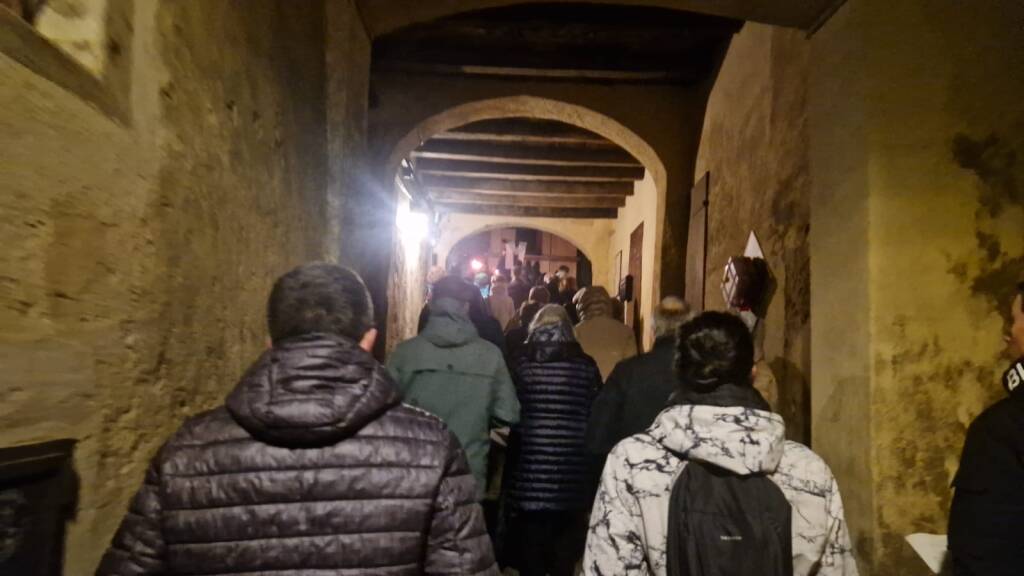 Una via crucis itinerante al borgo del Sacro Monte