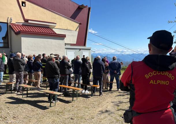 Al Mottarone la commemorazione delle vittime della tragedia della funivia