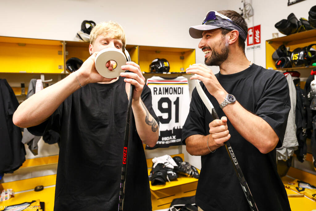 La straordinaria partita d\'addio all\'hockey di Edoardo Raimondi