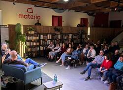 Svaresando a Materia