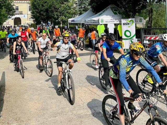 La 10a edizione della pedalata del \"Team Lino\"
