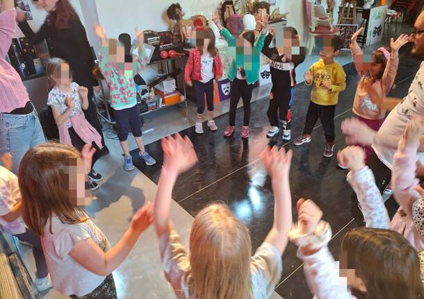 Comerio celebra i libri: tre giorni di letture, laboratori e incontri intergenerazionali