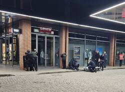 Esercitazione antiterrorismo all'outlet Vicolungo