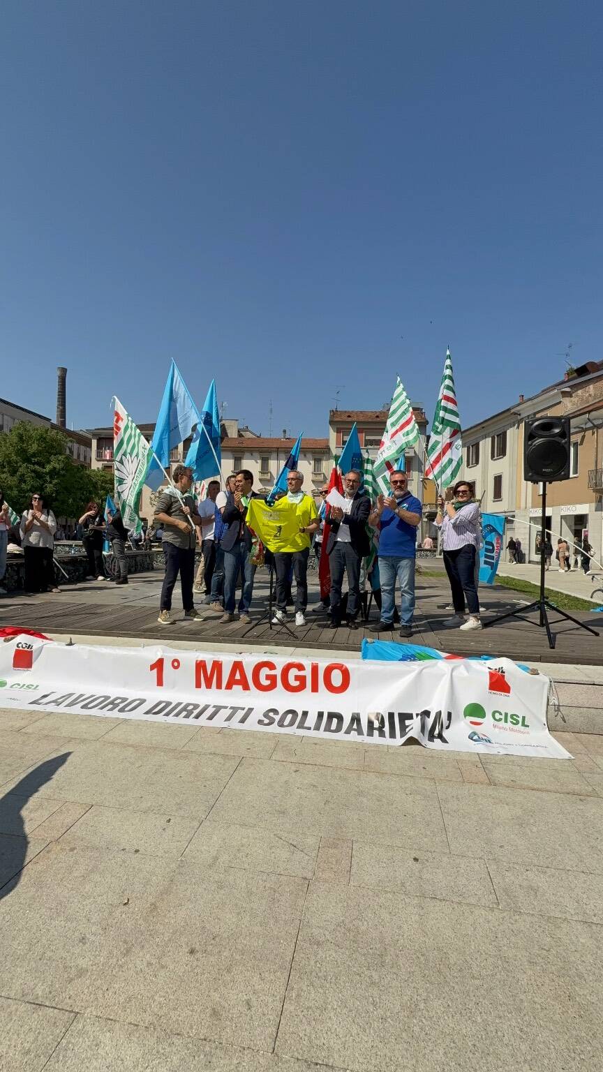 Festa del Primo Maggio a Legnano - Lavoratori in piazza 