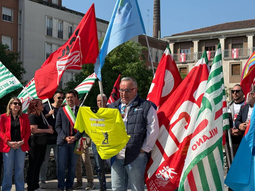Festa del Primo Maggio a Legnano - Lavoratori in piazza 