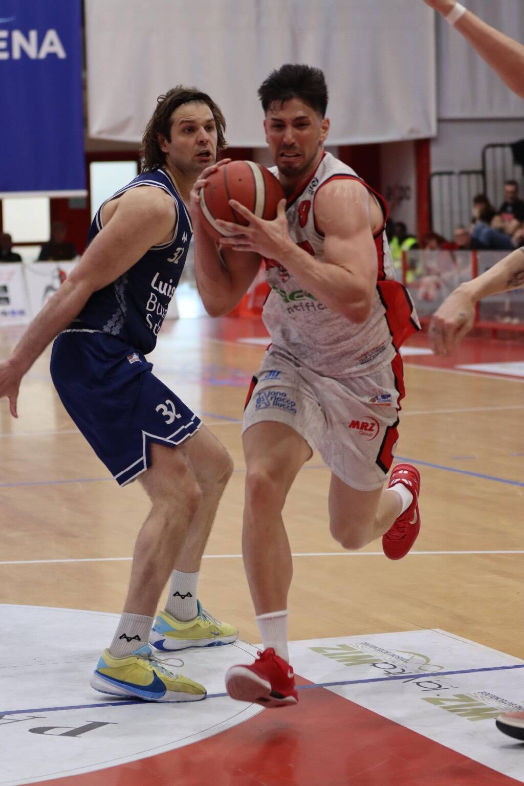 Gara1 tra Legnano Basket e Luiss Roma nelle foto di Viola Dimi