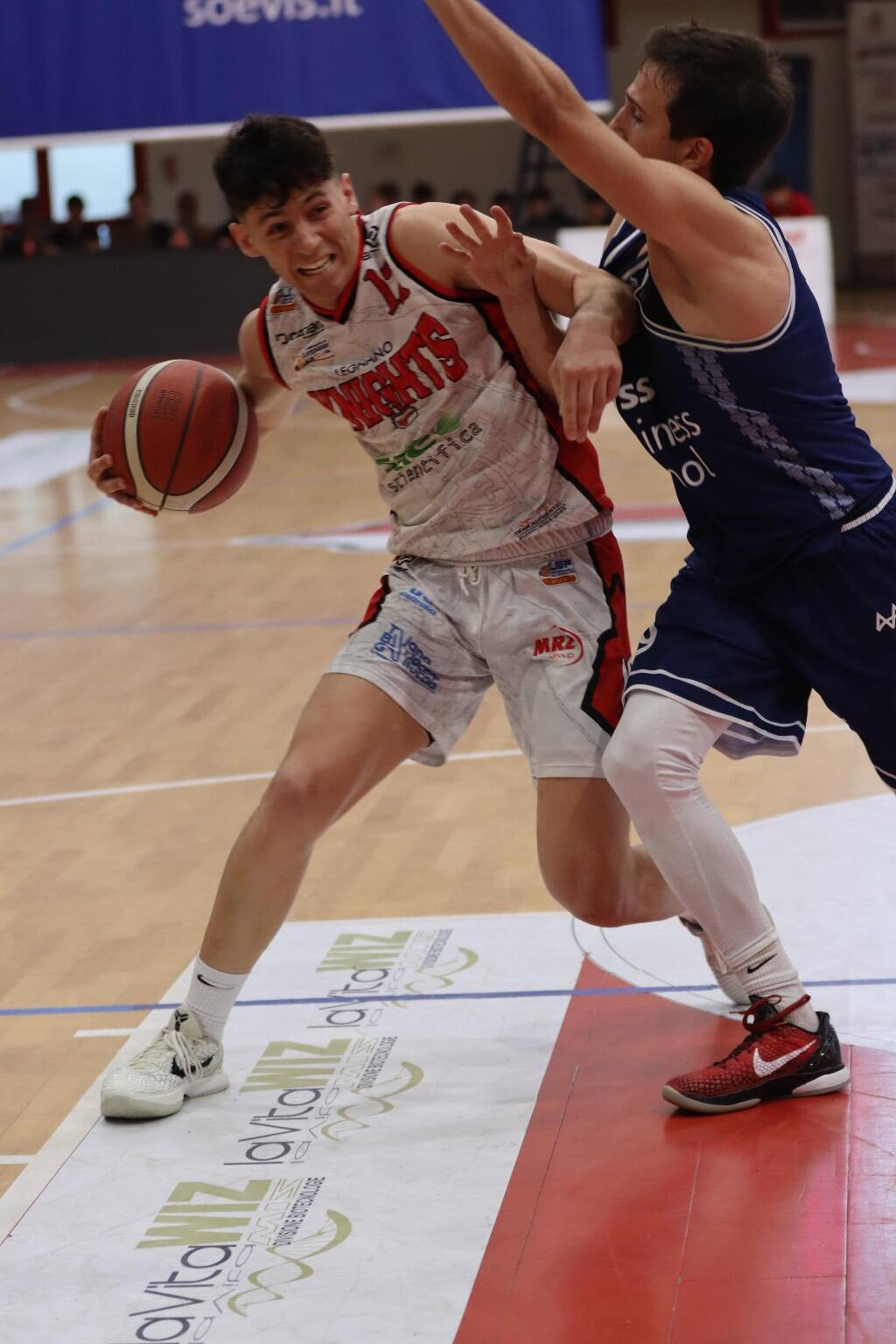 Gara1 tra Legnano Basket e Luiss Roma nelle foto di Viola Dimi