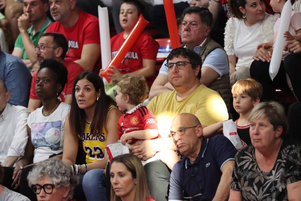 Gara1 tra Legnano Basket e Luiss Roma nelle foto di Viola Dimi