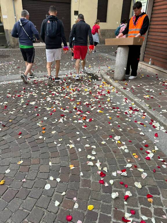 Il maltempo non ferma la prima edizione della Flower Run a Nerviano