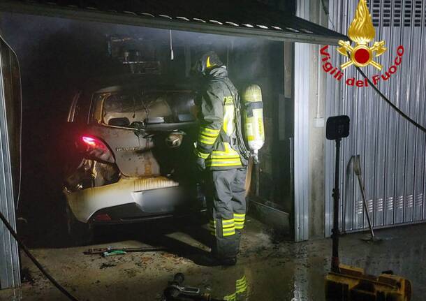 incendio luino garage