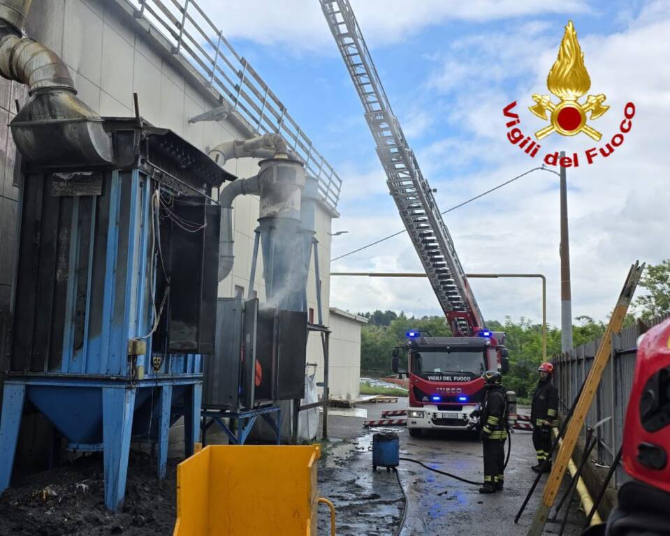 incendio via Lazzaretto Gallarate