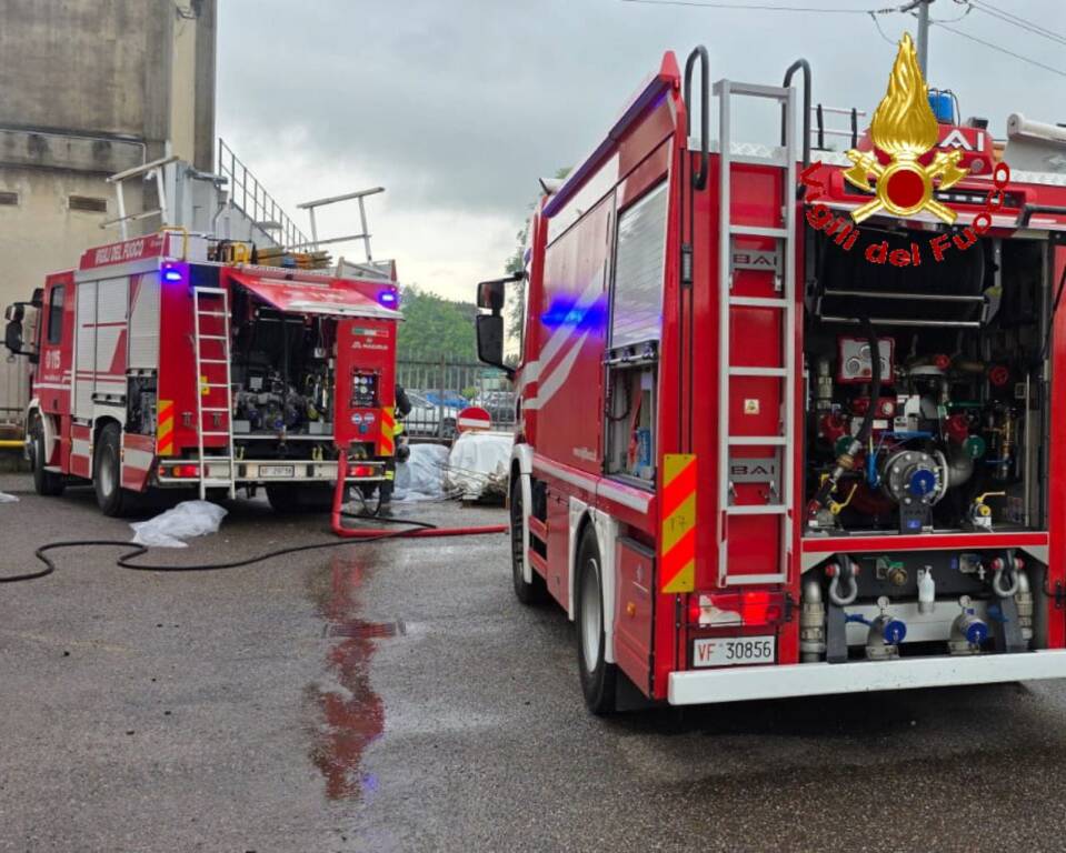 incendio via Lazzaretto Gallarate