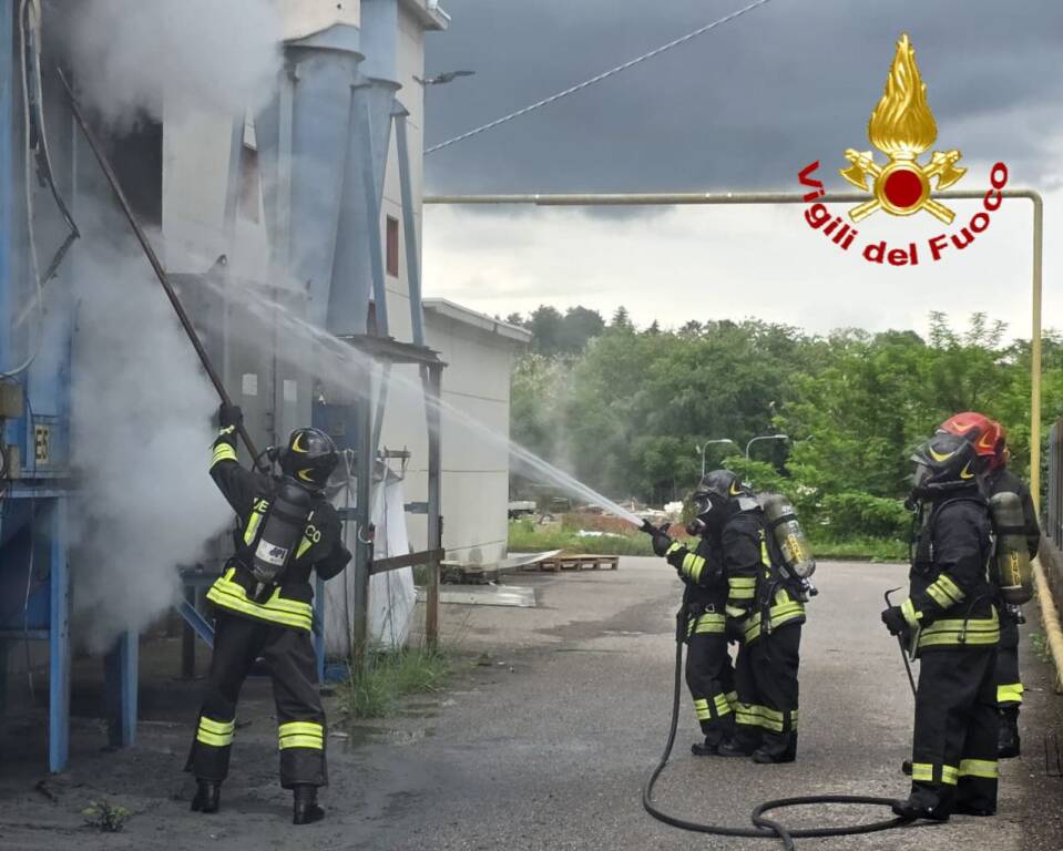 incendio via Lazzaretto Gallarate