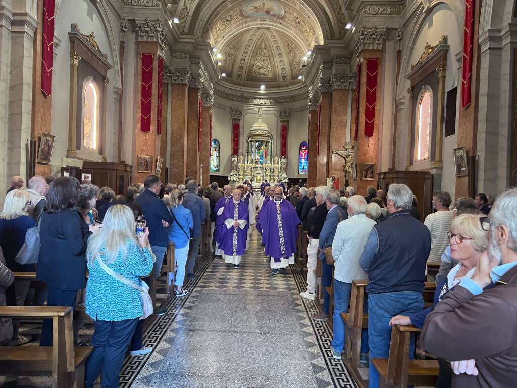 L’ultimo saluto a don Giuseppe Noli