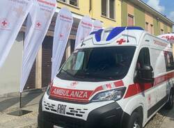  la nuova ambulanza della Croce Rossa di Gallarate