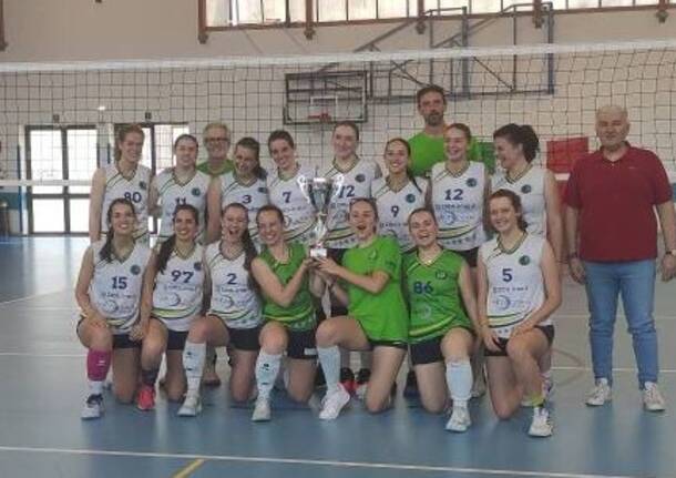 La Seven Lakes Volley conquista il titolo provinciale a Ternate