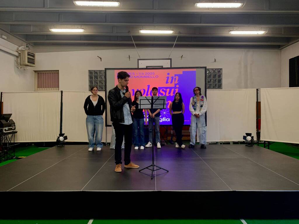 La voce degli studenti del Liceo Sereni esplora i confini