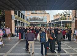 liceo artistico panchine rosse