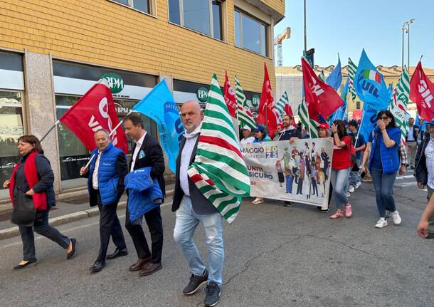 La manifestazione del Primo Maggio a Varese