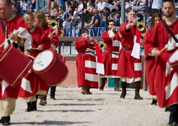 Palio di Legnano: La sfilata al Campo del Palio - Foto by Daniele Zaffaroni