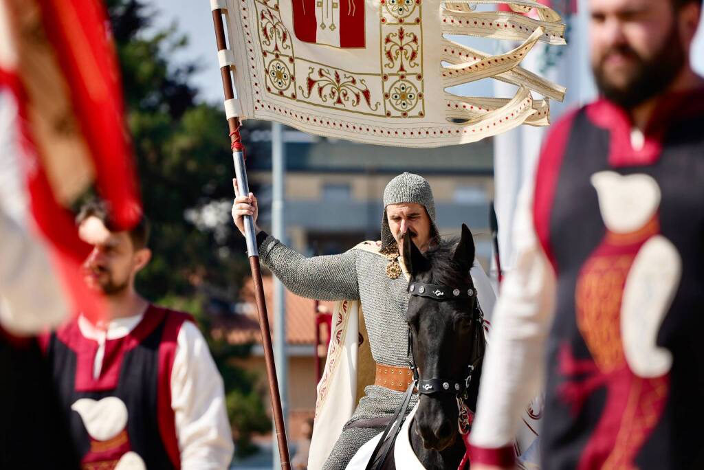 Palio di Legnano: La sfilata al Campo del Palio - Foto by Daniele Zaffaroni