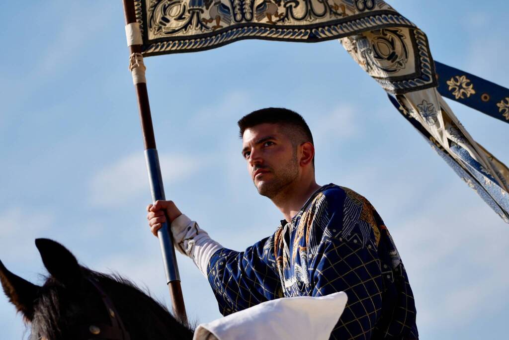 Palio di Legnano: La sfilata al Campo del Palio - Foto by Daniele Zaffaroni