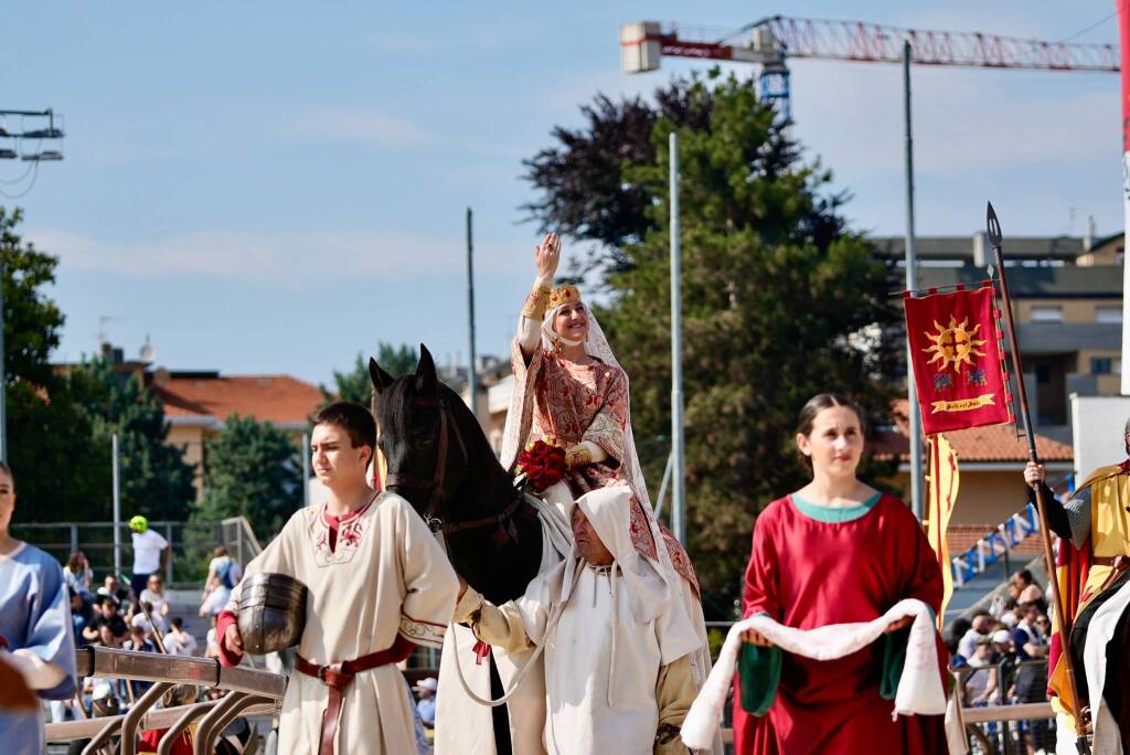 Palio di Legnano: La sfilata al Campo del Palio - Foto by Daniele Zaffaroni