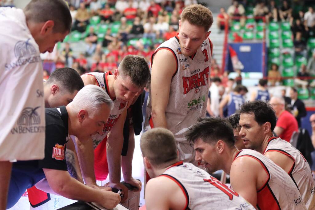 Playoff Gara2: la sfida tra Legnano e Luiss Roma nelle foto di Viola Dimi