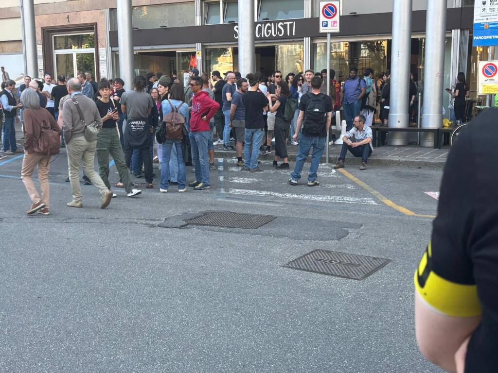 Presidio contro il summit anche a Busto Arsizio