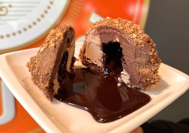 Al Punto Rosso Lazzaroni di Saronno il nuovo Tartufo all’amaretto